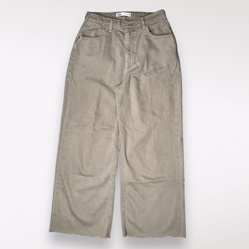 Zara High Rise Wide Leg Jeans Raw Hem Green Size 0